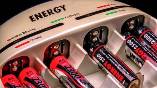 Bli miljösmart med laddningsbara batterier